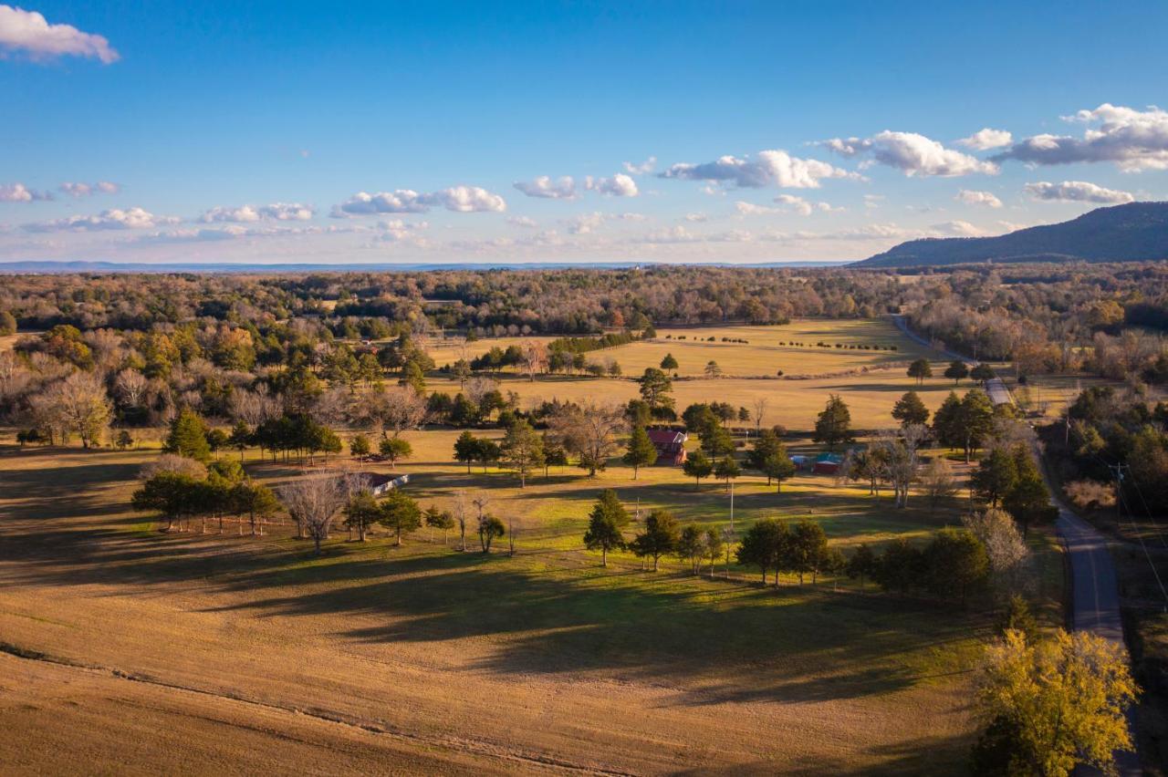 Villa Nebo'S Foot, Hiking And Biking Escape With Game Shed Dardanelle Exterior foto